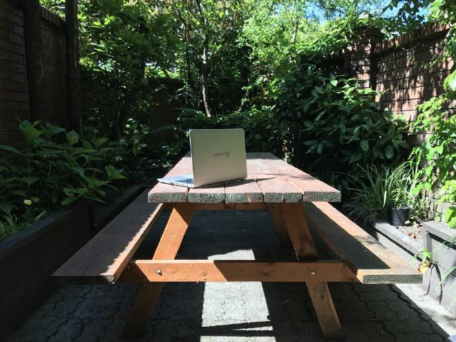 system76-laptop-on-picnic-table